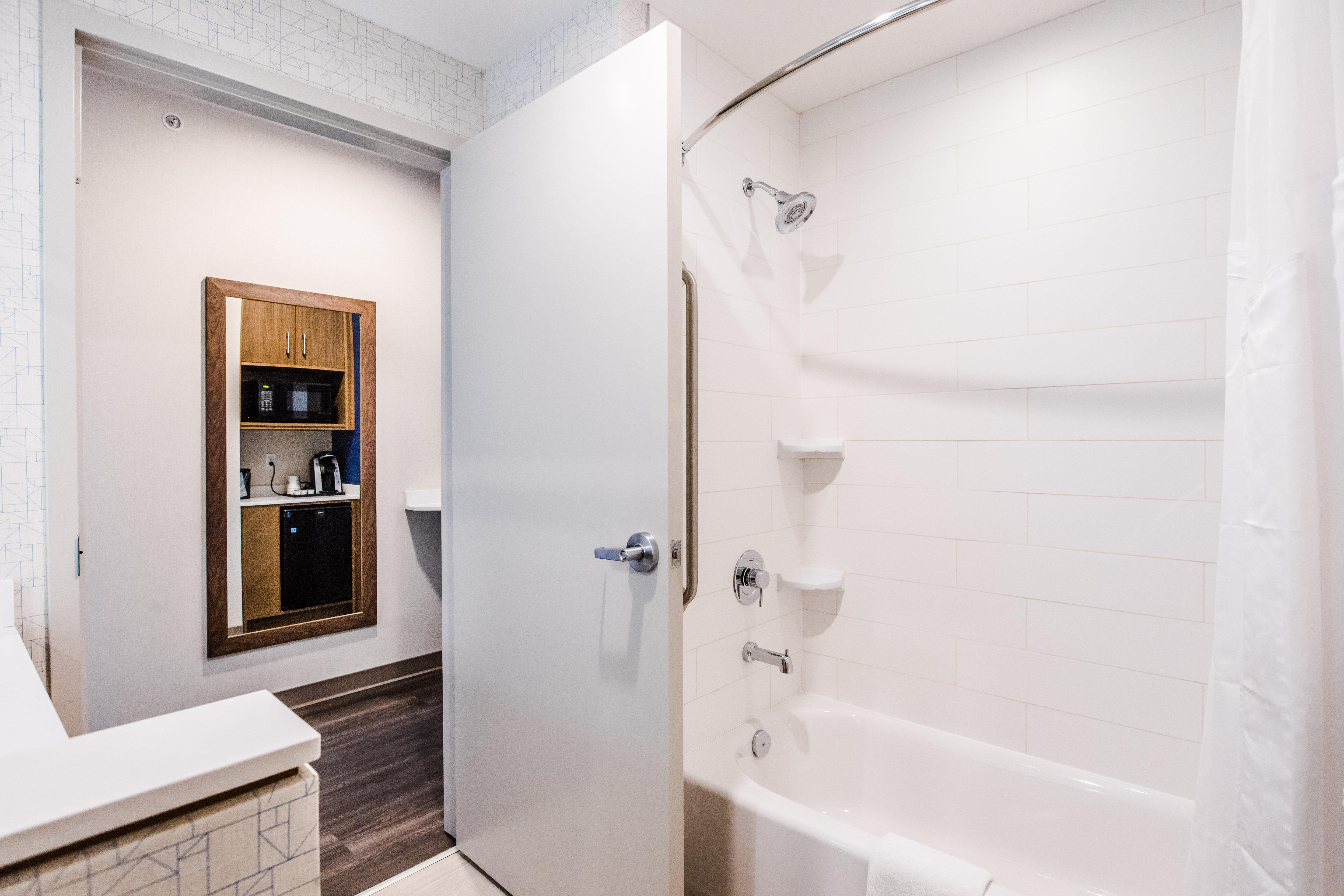 Holiday Inn Express & Suites - West Edmonton-Mall Area By Ihg Exteriör bild
