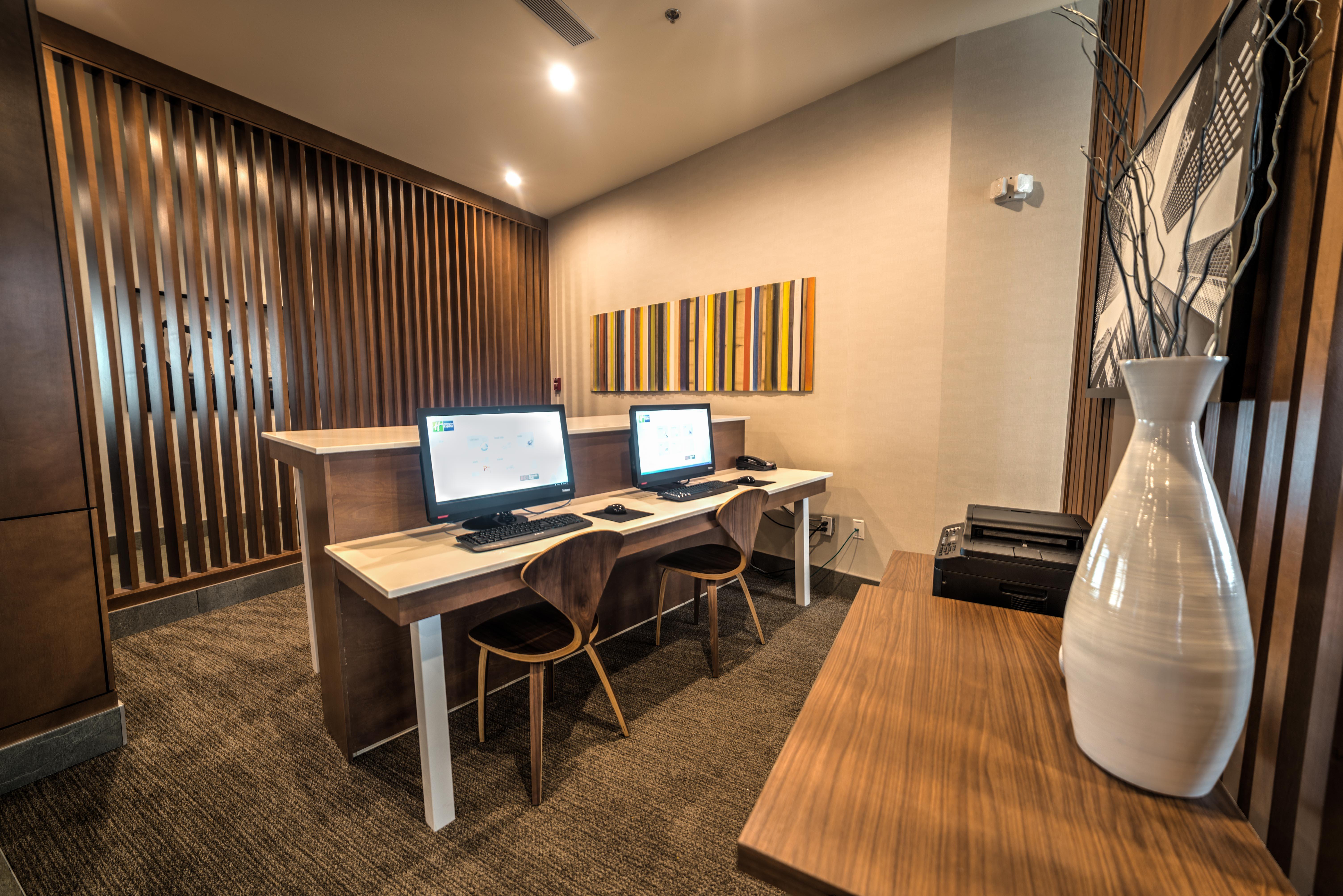 Holiday Inn Express & Suites - West Edmonton-Mall Area By Ihg Exteriör bild